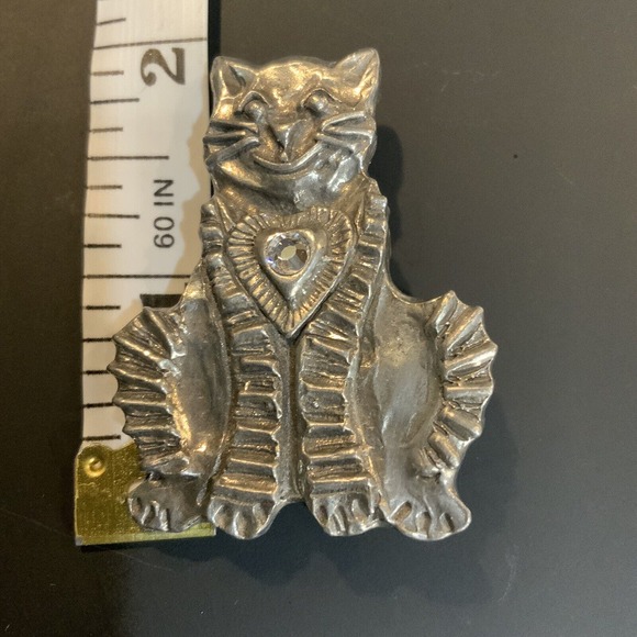 CHICOS Silver Tone Cat Broach Womens Pin Kitten Clear Round Rhinestone Feline - Picture 7 of 7